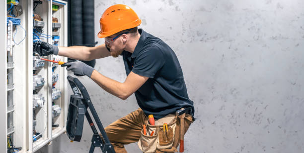 Best Affordable Electrician  in Nashotah, WI